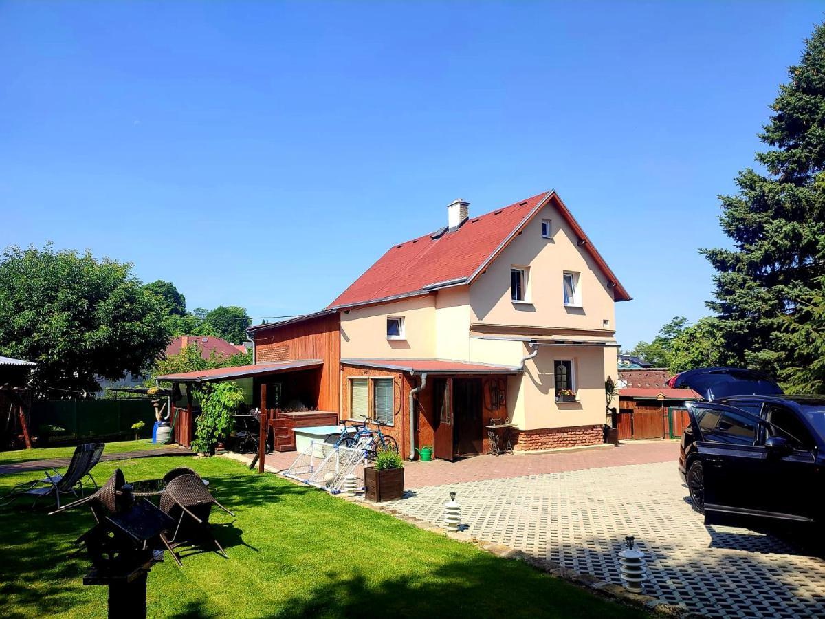 Ubytovani U Rybnicka Villa Arnoltice u Decina Dış mekan fotoğraf